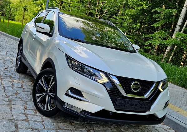 Nissan Qashqai cena 77900 przebieg: 89000, rok produkcji 2018 z Elbląg małe 781